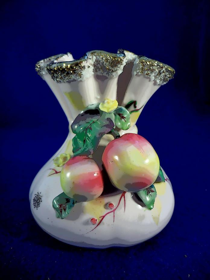 1958 GEO. Z. LEFTON VASE WITH APPLIED FRUIT AND FLOWERS, JAPAN 4 1/4