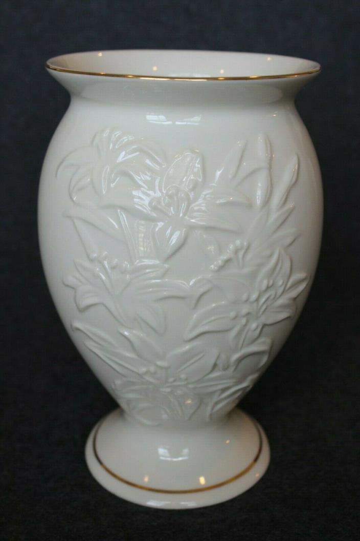 Lenox Footed Vase, Tiger Lily Pattern W/Gold Trim, Ivory Porcelain China