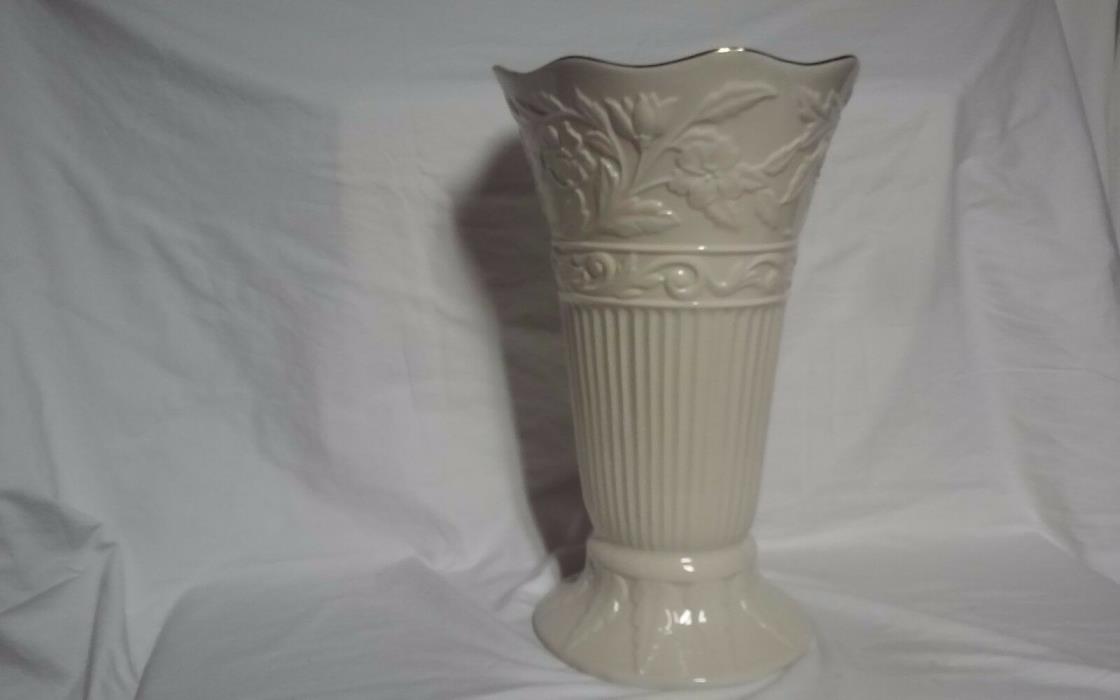 Lenox Porcelain Gold Rim Flower Vase 16