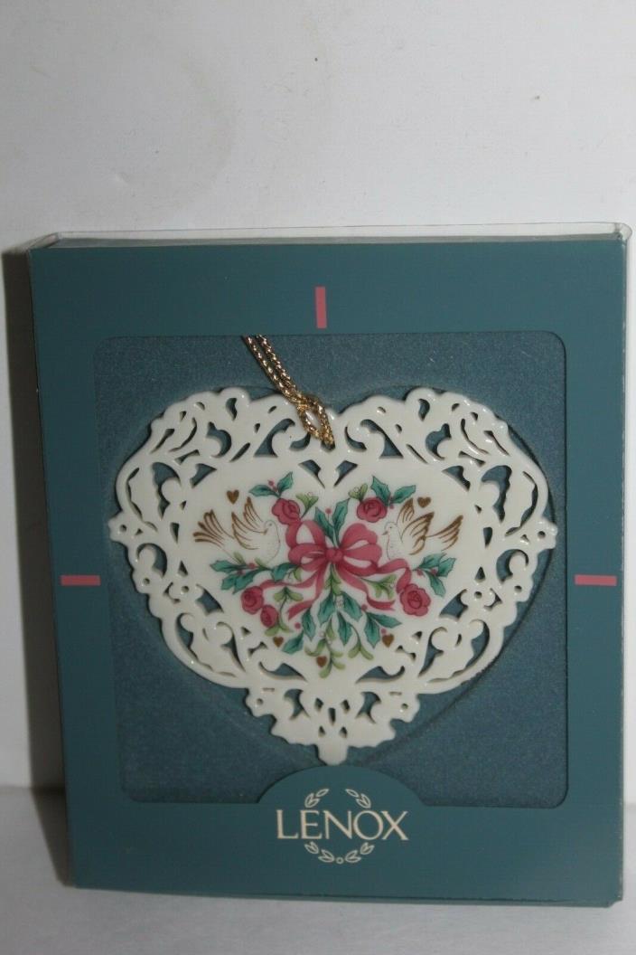 Lenox Victorian Lace Heart Ornament - Victorian Lace Collection