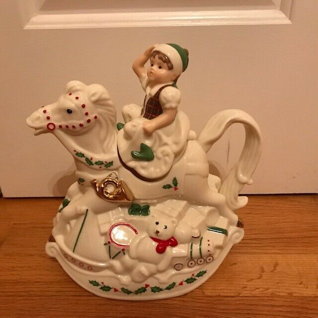 Lenox Holiday Elf And Rocking Horse Santa's Holiday Toy Shop Tea Pot Centerpiece
