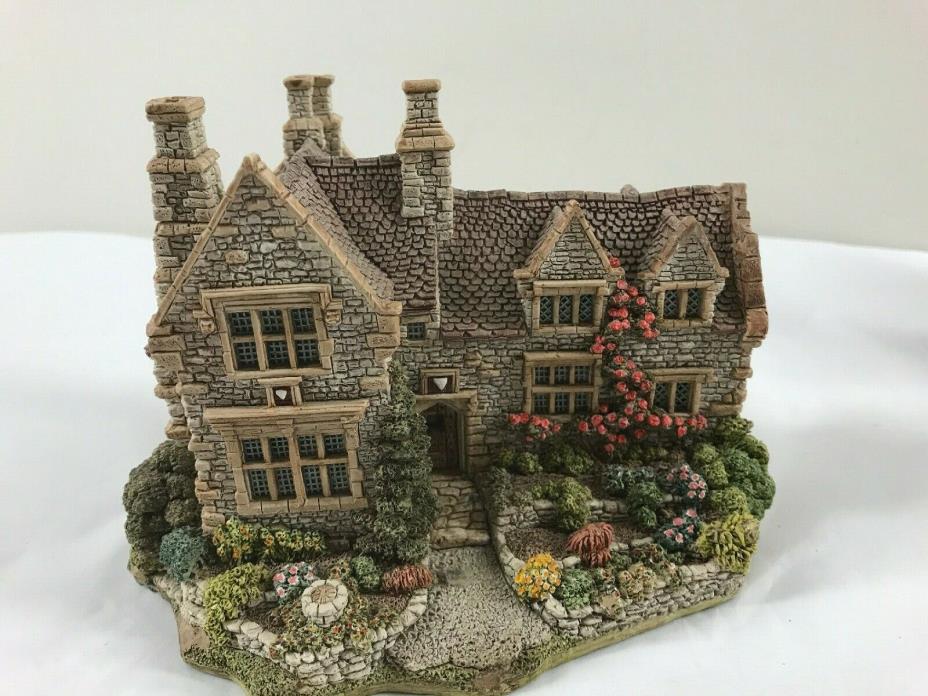 Lilliput Lane Armada House 1991  Village Cottage Made in UK Collectible Houses