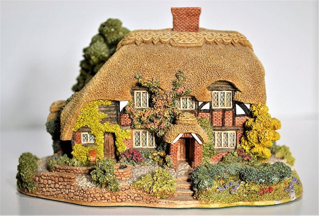 Lilliput Lane HONEYSUCKLE COTTAGE 1992 #0250 *New with Certificate* Retired *FS*