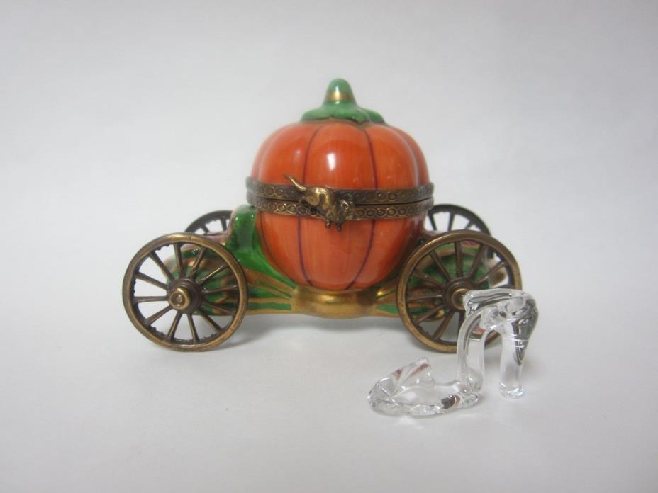 Limoges Cinderella Pumpkin Carriage W/ Slipper Peint Main - Chanille Trinket Box
