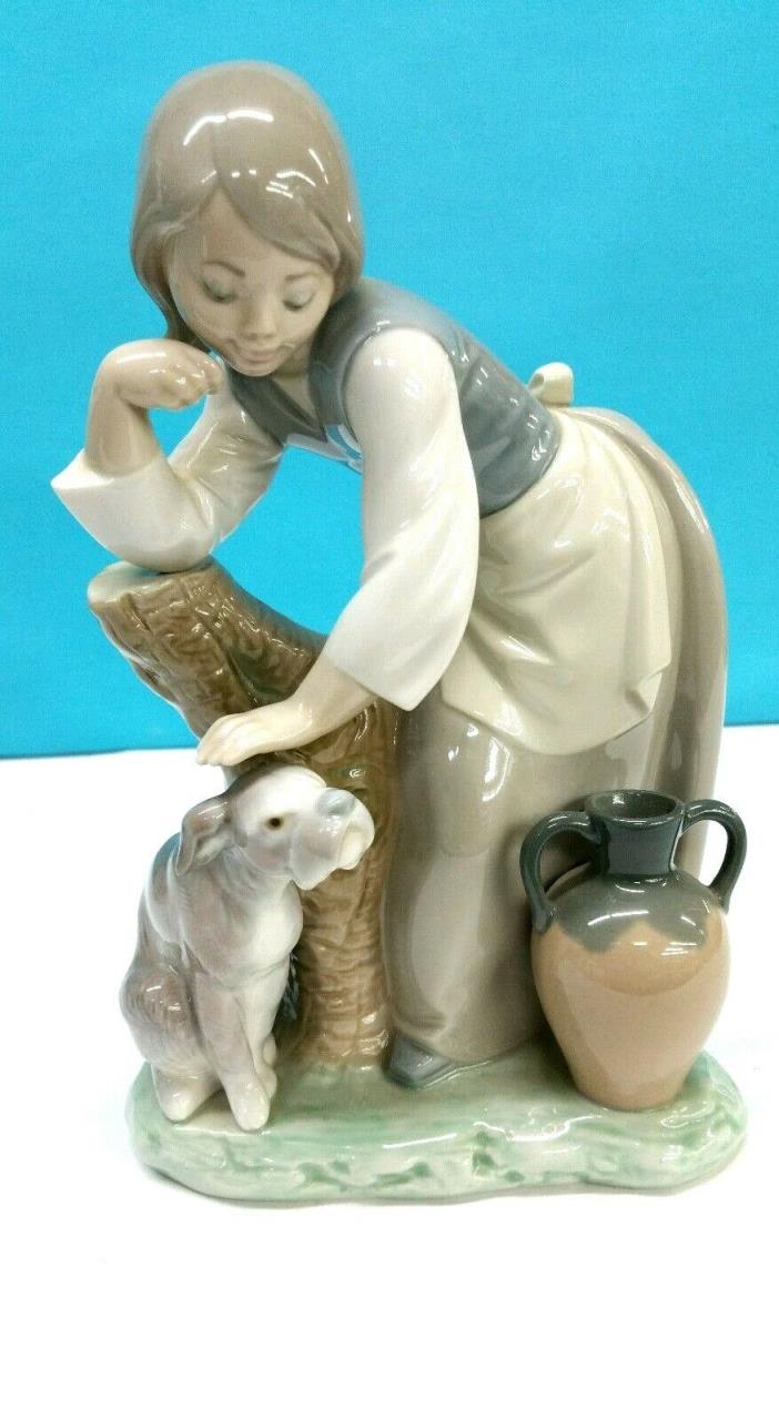 LLADRO # 1246 CARESS AND REST NEW IN THE ORIGINAL BOX