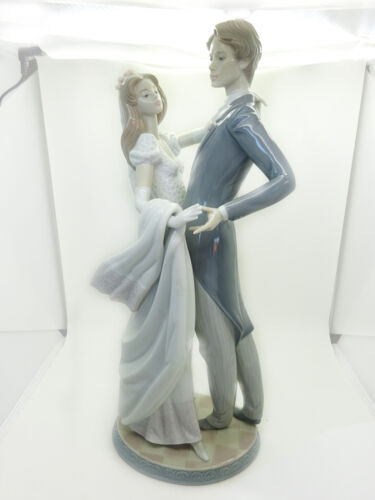Lladro Figurine “I Love You Truly” Bride Groom Wedding Dance #1528 1987