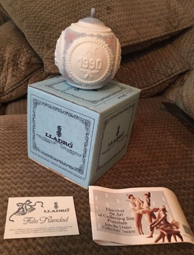 Vintage LLADRO 1990 Christmas Ball Ornament Hand Painted Spain With Box & Insert