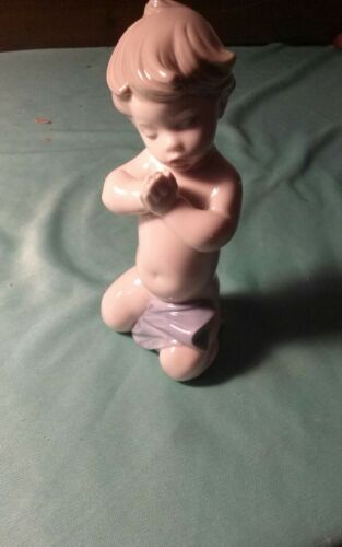 Lladro figurine 6496 A Praying Child