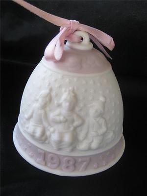 LLADRO 1987 First Annual Christmas Holiday Bell Ornament Children Snow 4548 EUC