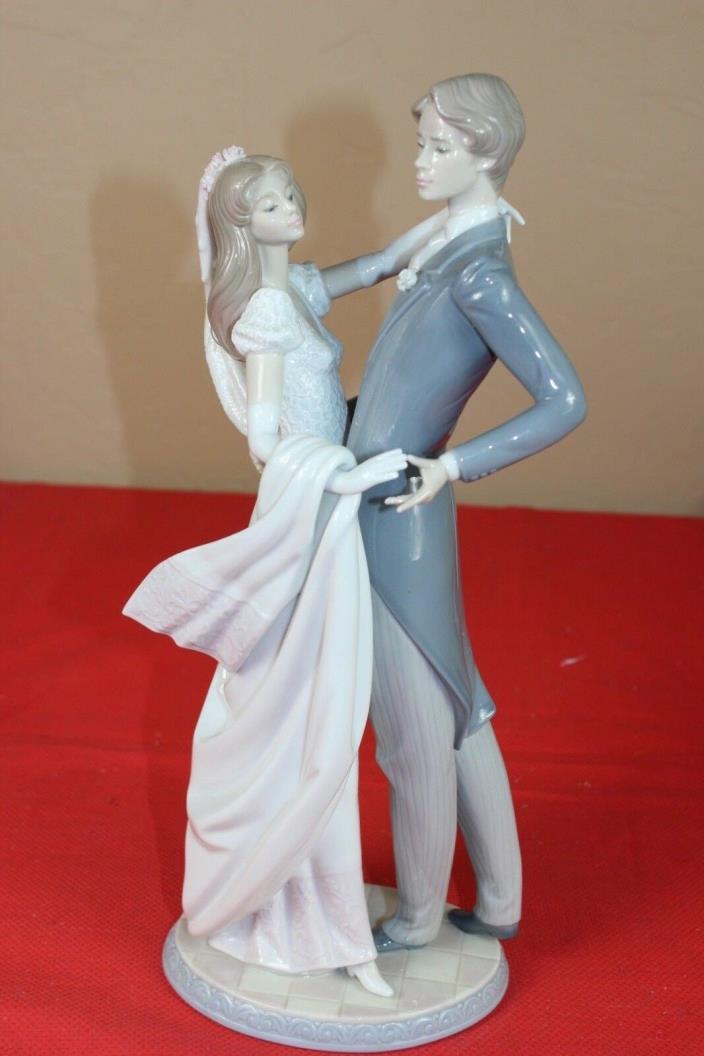 Lladro 1528 I Love You Truly Wedding 14.5