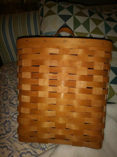 Large Holiday Key Wall Hanging Tall Basket Longaberger 1988 Vintage.