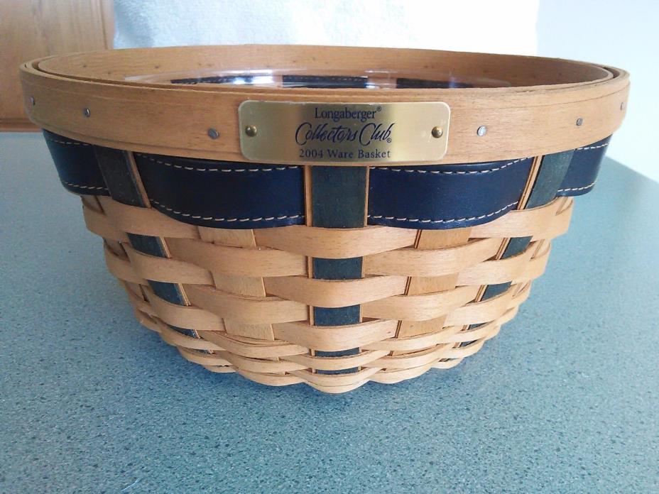 Longaberger 2004 Collector's Club Ware basket & protector