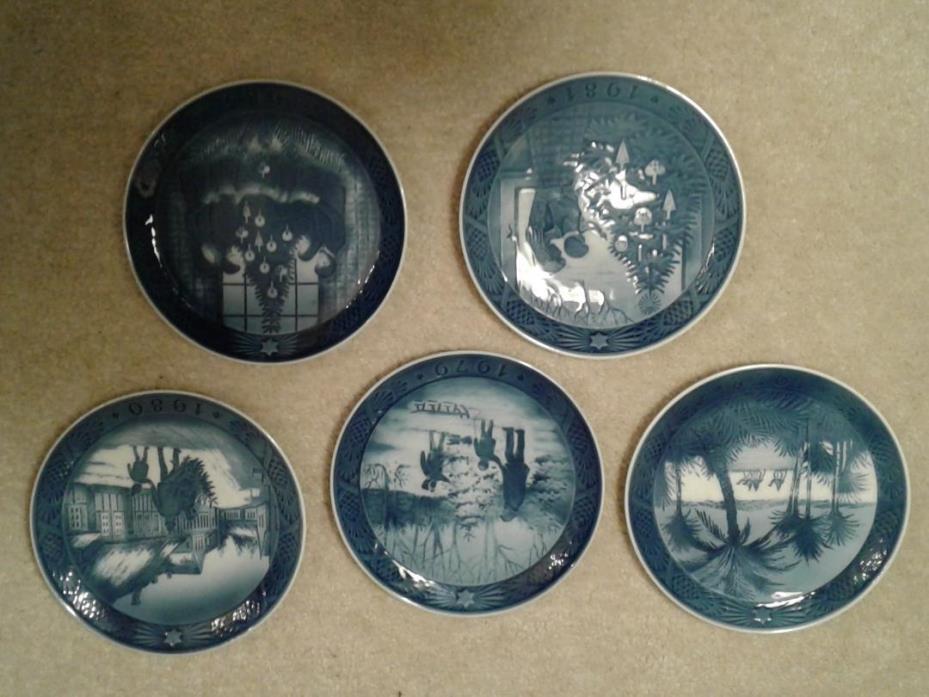 Royal Copenhagen Decorative Christmas Plates