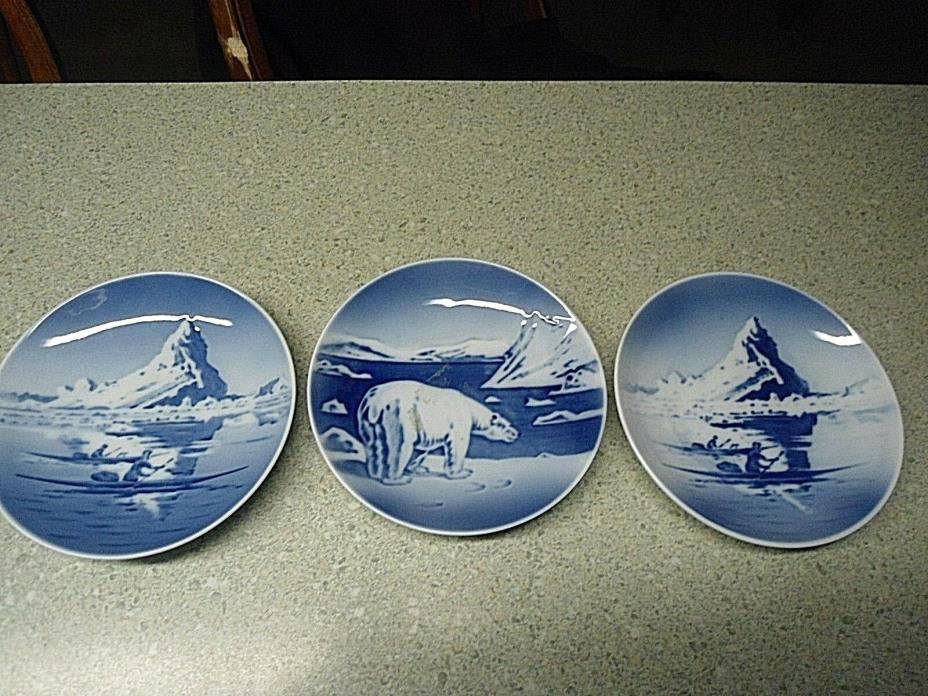 3 Vintage Royal Copenhagen Denmark Decorative Blue White Scenic Plates  4 1/2