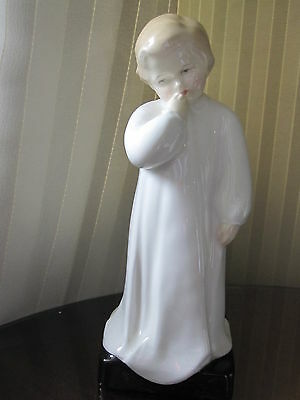 Royal Doulton Figurine **DARLING HN1319** Retired