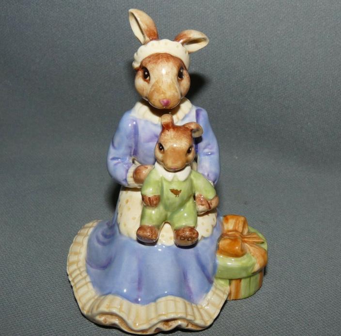 Royal Doulton Childhood Memories Bunnykins Quiet Time in Box 2004