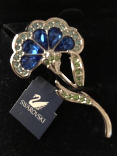 Swarovski Blue Crystal Flower Pin Brooch Signed - Stunning! - NWT in Window Box