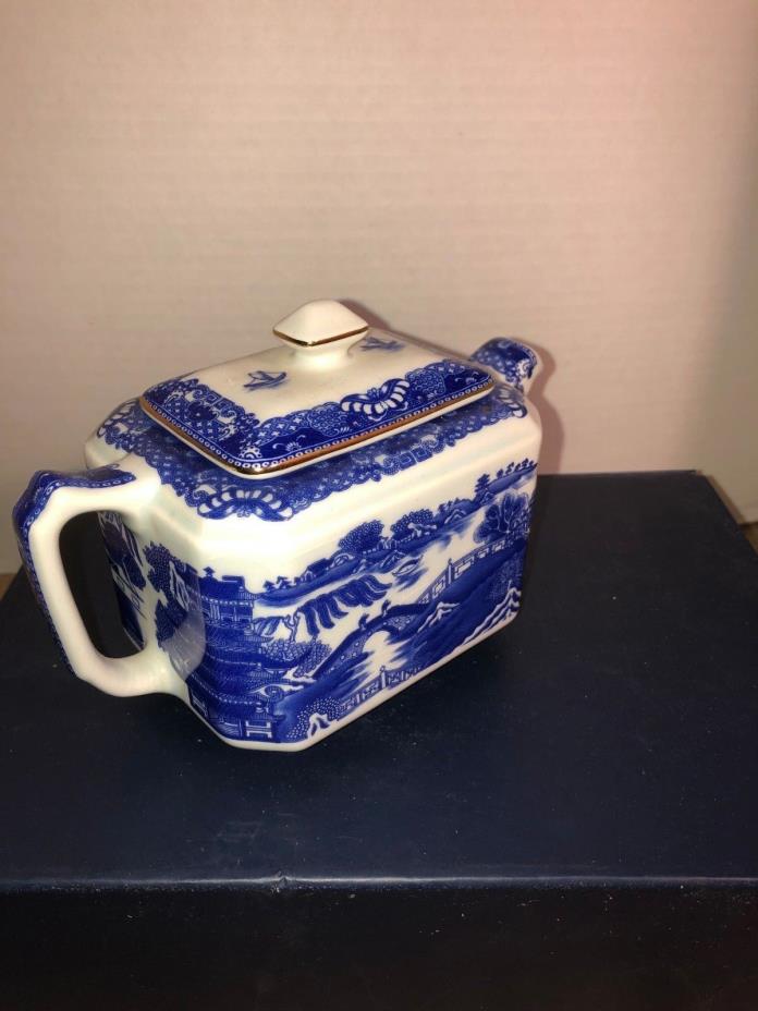 Ringtons Tea Merchants Small Teapot, made in England 1996