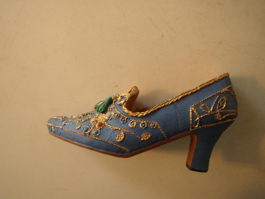 Q.C.O.K. JUST THE RIGHT SHOE MINATURE BLUE GOLD ACCENTS VG