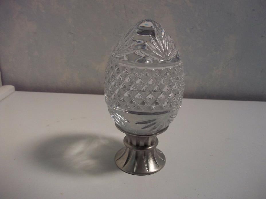 D'ARGUES OF FRANCE CRYSTAL EGG WITH 1993 PEWTER STAND #290