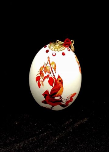 100% HANDMADE COLLECTIBLE REAL EGG EASTER EGG WITH CARDINAL PAINTING