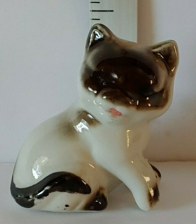 Vintage Small Siamese Kitten Figurine