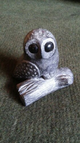 Owl figurine handcarved soapstone a6