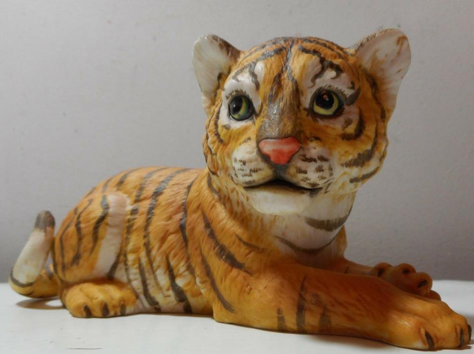 Vintage 1981 River Shore RJ Brown Kalina Tiger Cub figurine realistic details