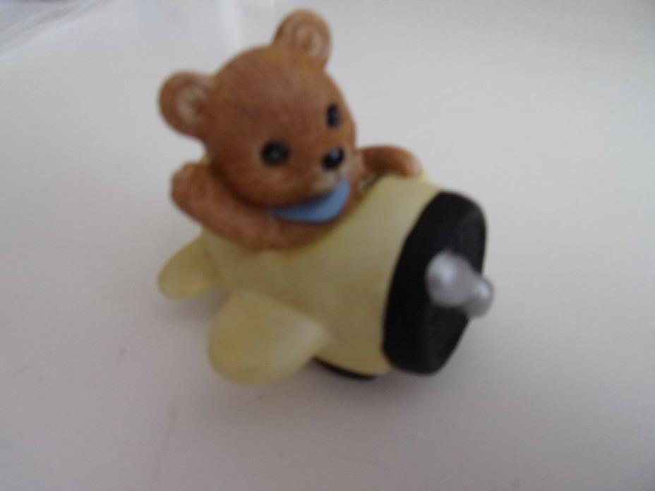 Teddy Bear Flying In an Airplane - Porcelain Figurine - by HOMCO