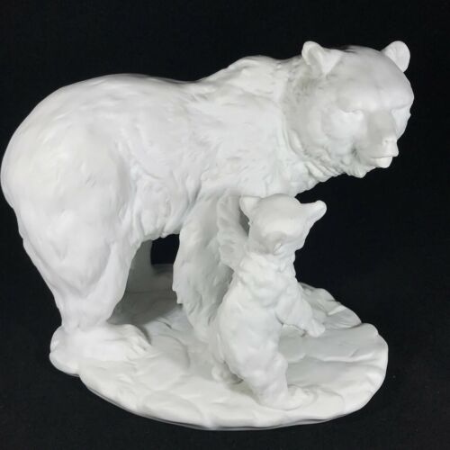 Kaiser Porcelain Beautiful Bear and Cub White Bisque Figurine #521 Germany