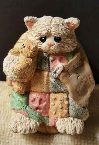 Cuddlesomes (Cuddl'somes) Cuddlsomes / I NEED A HOME / Bear Figurine / CS140
