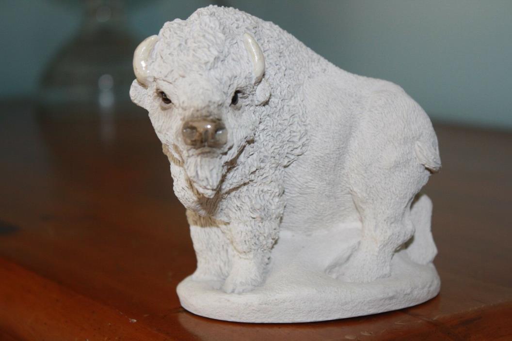 STONE CRITTERS White Bison Buffalo Figurine Hand Painted, SC-459