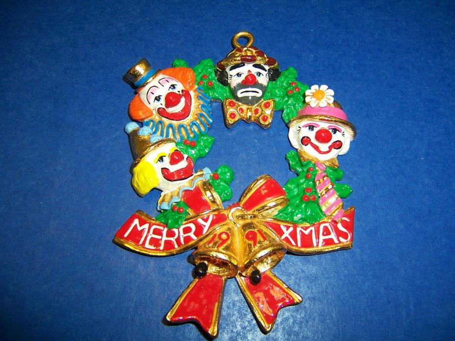 1991 Christmas Ornament “Wreath of Clowns – Merry Xmas” Very Detailed 4 Clowns