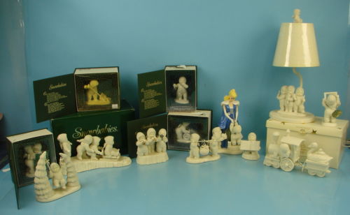 Lot Of Vintage Department 56 Snowbabies 90s Figurines Working Lamp Christmas