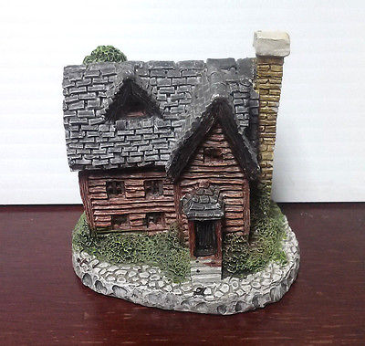 Vintage 1987 Museum Collections, Inc. Cricket Cottage BH03