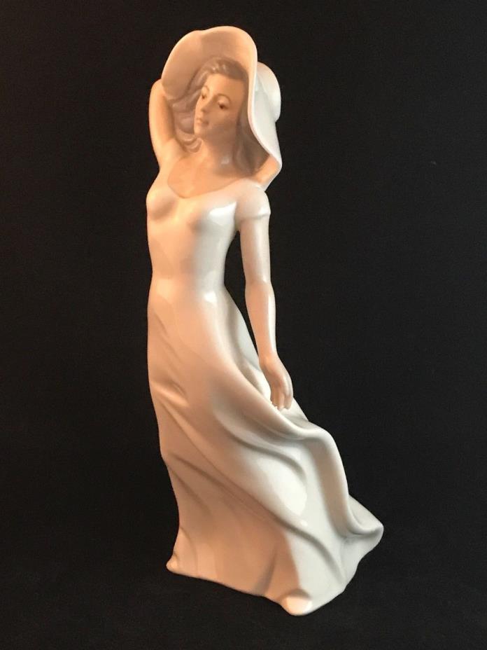 Elegant Diana Porcelain 13