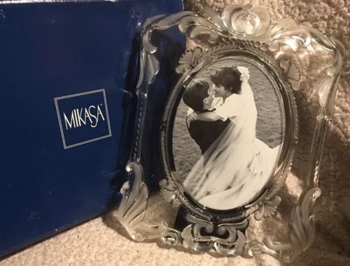 Mikasa Princess Crystal Picture Frame Holds 5x7 Wedding Photo Frosted Scrolls