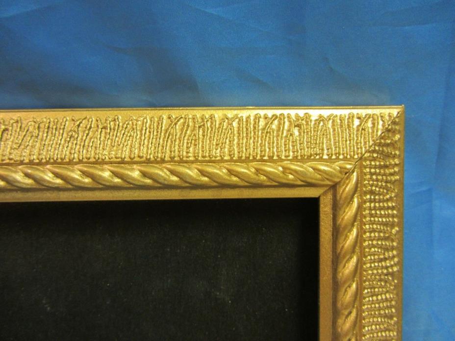 GOLD PICTURE FRAME WITH UNIQUE DESIGN BACKSTAND SHELF DESK TABLE WALL
