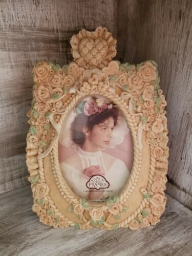 STUNNING Vintage Floral Picture Frame 3D Antique Victorian Style 4x6 Photo