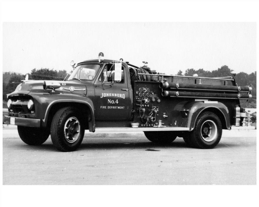 1953 Ford Maxim Fire Truck Photo Jonesboro Tennessee cb2705
