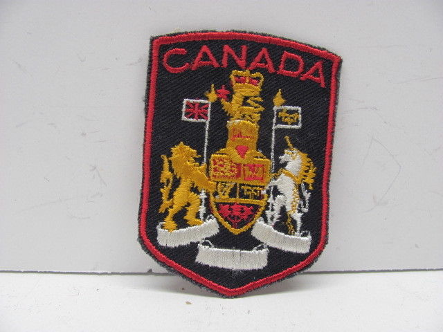 Embroidered Canada Crest Patch