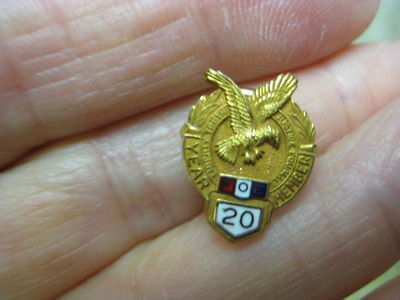 Vintage 10k gf FOE Fraternal Order of Eagles 20 Year Screw Back Pin