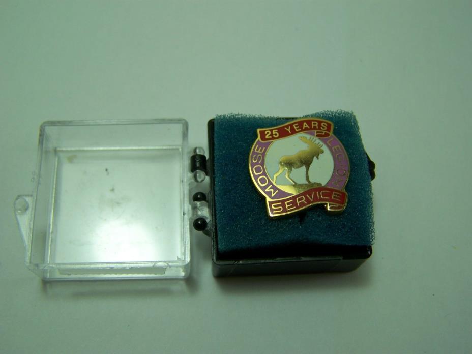 Vintage Collectible Moose Legion 25 Years’ Service Enamel Pinback