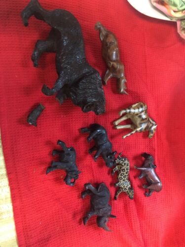 African Safari Hand Carved Figurines ! Lion Rhino Wildebeest Zebra