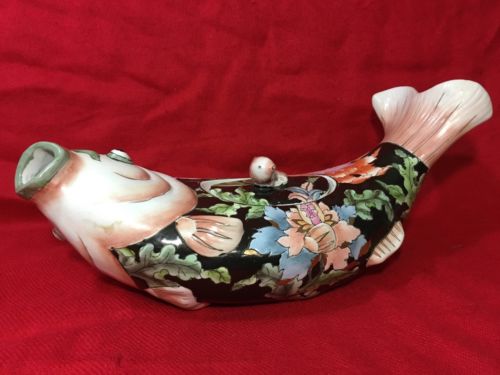Large Vintage Rare Chinese Hand Painted Porcelain Leaping Fish Vase