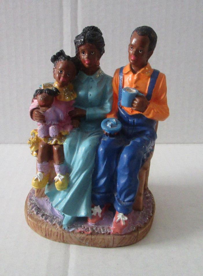 AFRICAN AMERICAN FAMILY HERITAGE ALL SITTING   FIGURINE