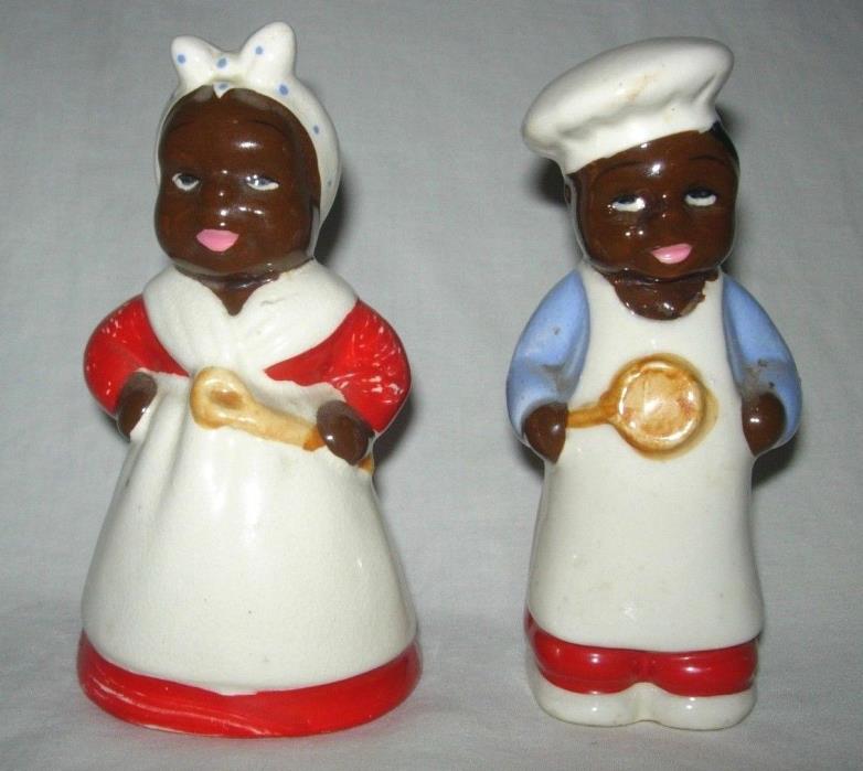 Sold at Auction: Vintage 1950's Black Americana Salty & Peppy Chefs  Yellow Salt & Pepper Shakers