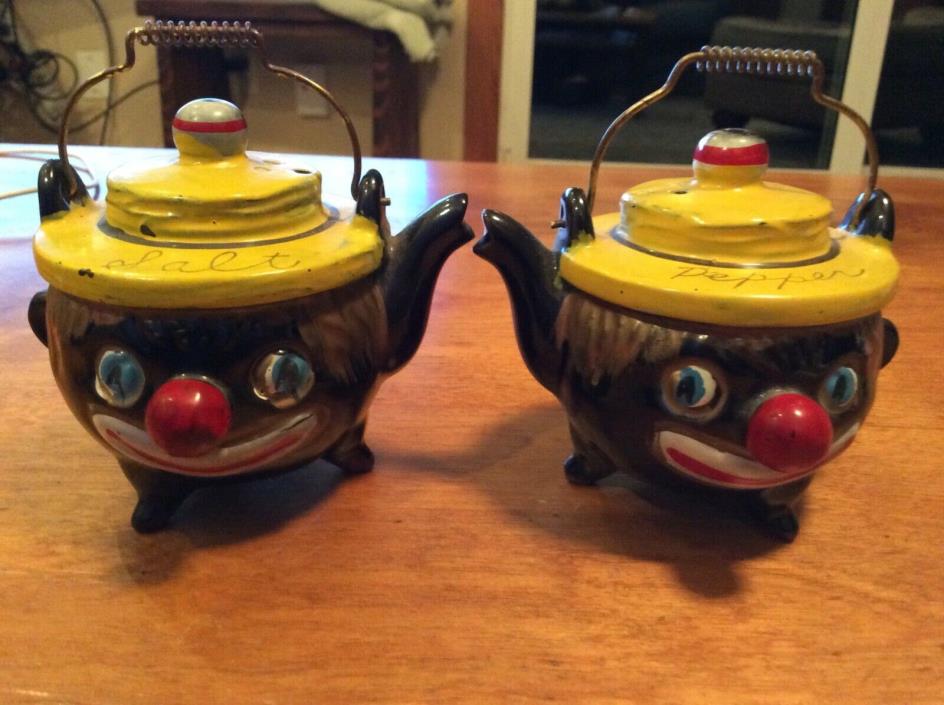 VTG Black Americana Displayed Only Red Clay Clown Teapots Salt Pepper Shaker