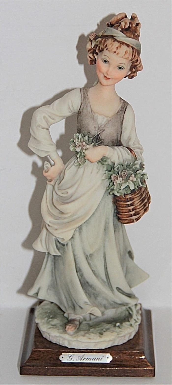 Giuesppe Armani Country Girl Figurine Florence Italy 8 1/2