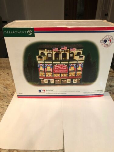 DEPT 56 Wrigley field STADIUM, Lighted, CHRISTMAS IN THE CITY Chicago Cubs, NEW